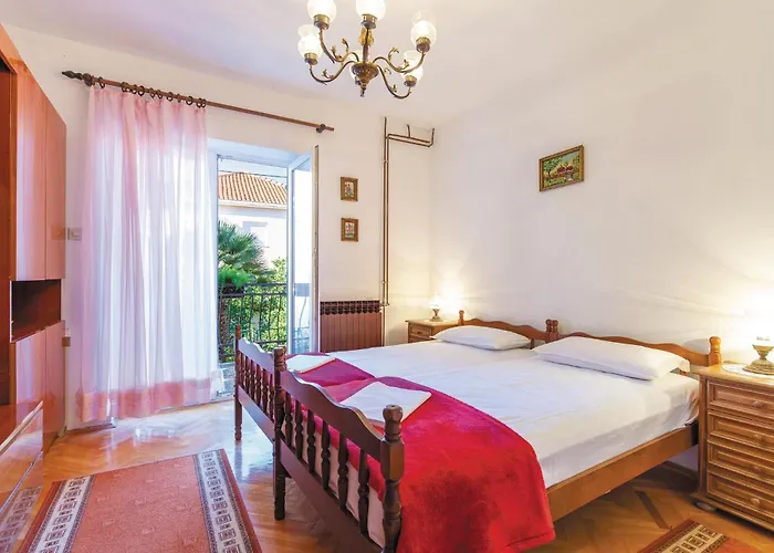 Apartment Apartment Kneza 02