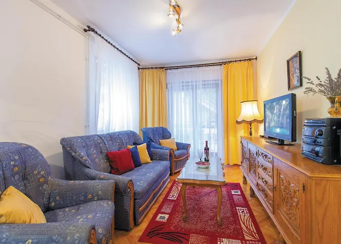 Διαμέρισμα Kneza 02 Τρογκίρ